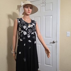 Style Co Nwt Black White Knee Length Dress PXL